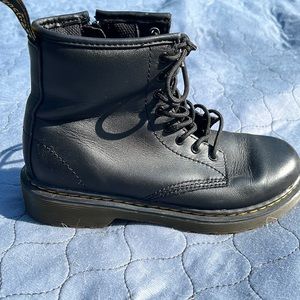 Dr Marten combat boots